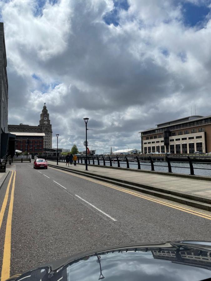 Liverpool City Princes Dock Apartment Exterior photo
